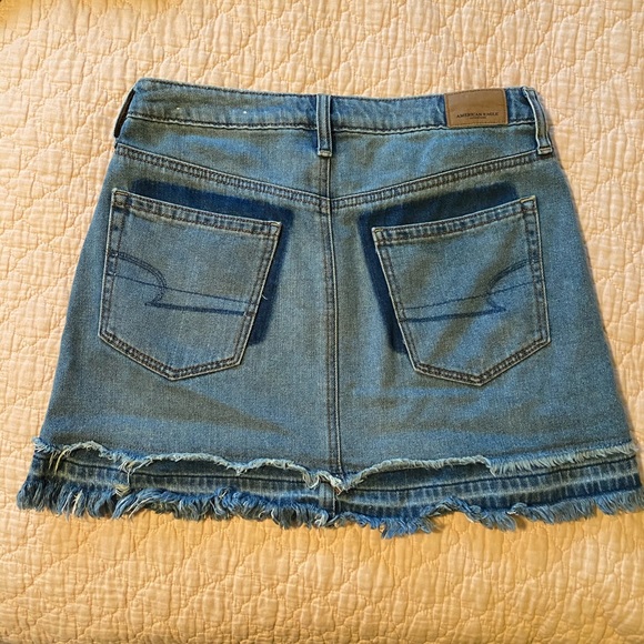 American Eagle light wash denim skirt - Picture 2 of 2